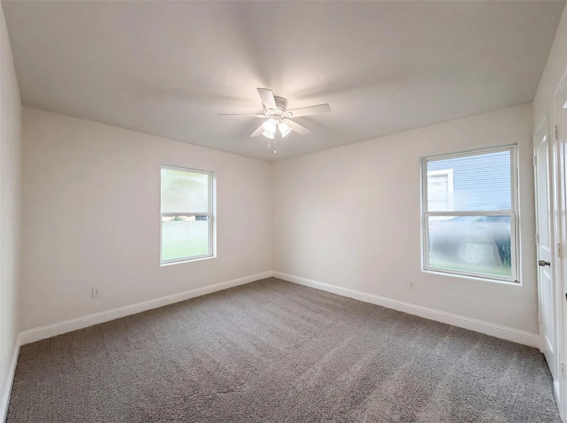 Photo of 709 W Hull Street