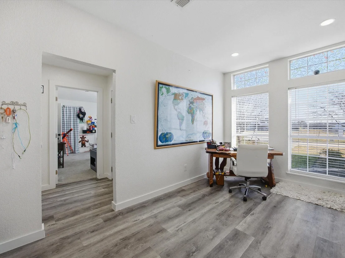 Photo of 4971 Kiowa Trail