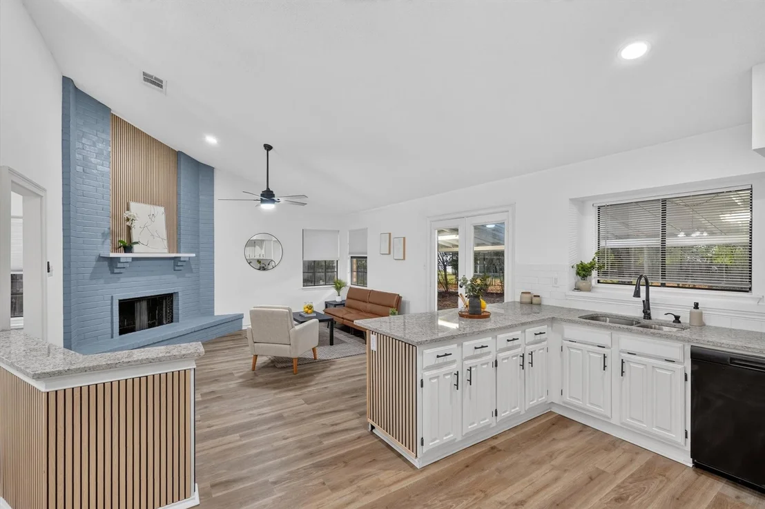 Photo of 529 Redbud Drive