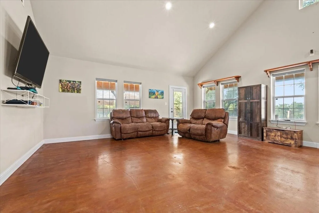 Photo of 3601 Oak Circle