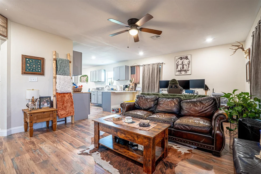 Photo of 166 Private Road 1404