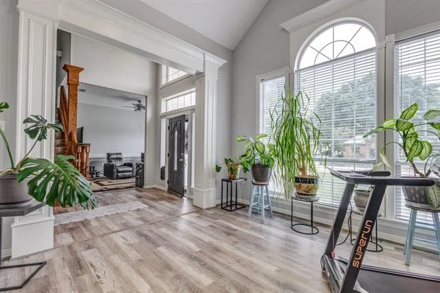 Photo of 1625 Lakeshore Drive