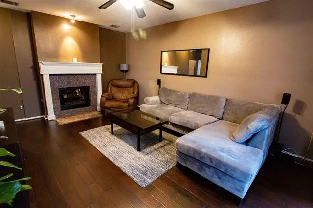Photo of 348 Leisure Lane