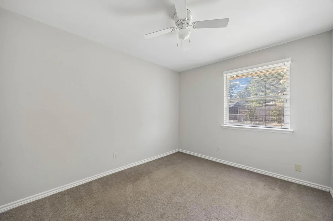 Photo of 1239 Evergreen Drive