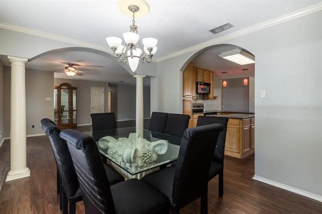 Photo of 4270 Rendon Road