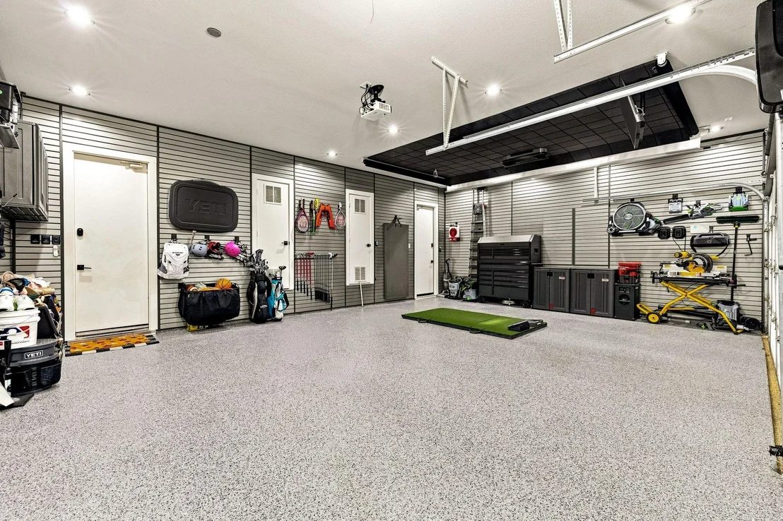 Photo of 5941 Tiburon Drive