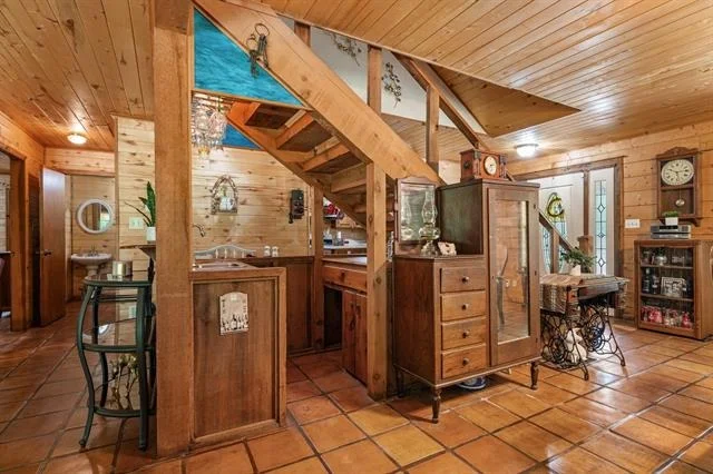 Photo of 1081 County Road 3875