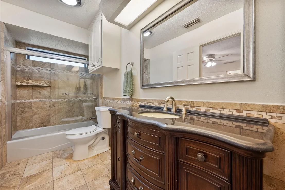 Photo of 1700 Jennifer Circle