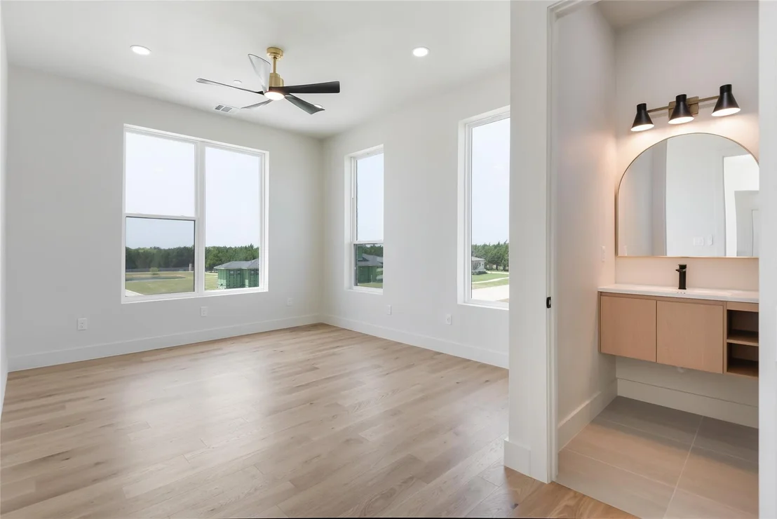 Photo of 349 Valley Trail