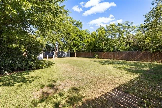 Photo of 2008 Nowlin Road