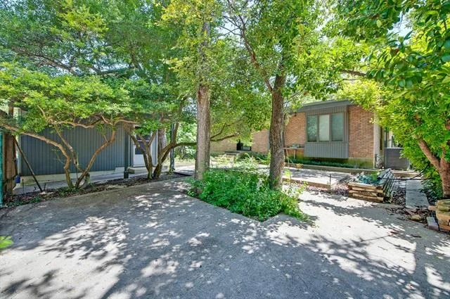 Photo of 8923 Rolling Rock Lane
