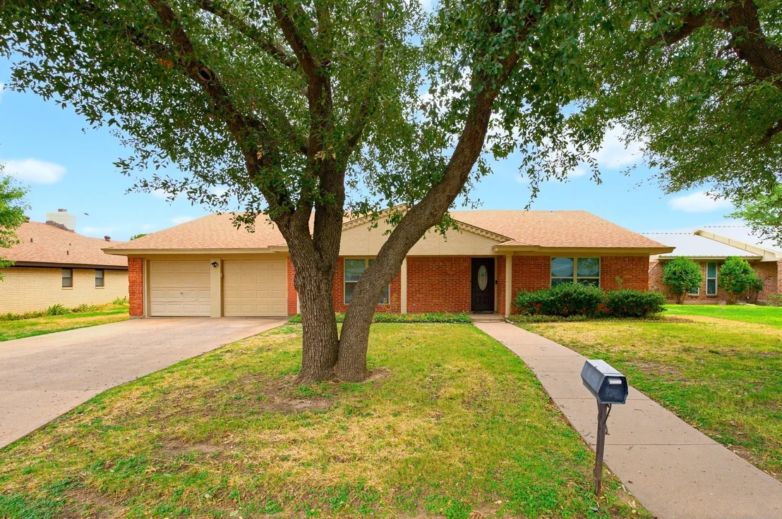 Photo of 709 Gary Ln