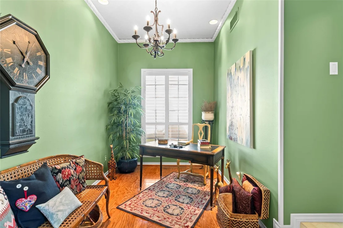 Photo of 16022 Chalfont Circle
