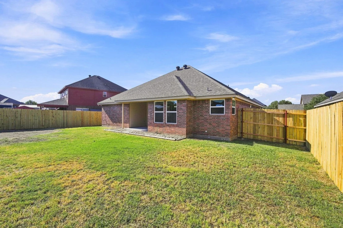 Photo of 1720 Lakeway Drive