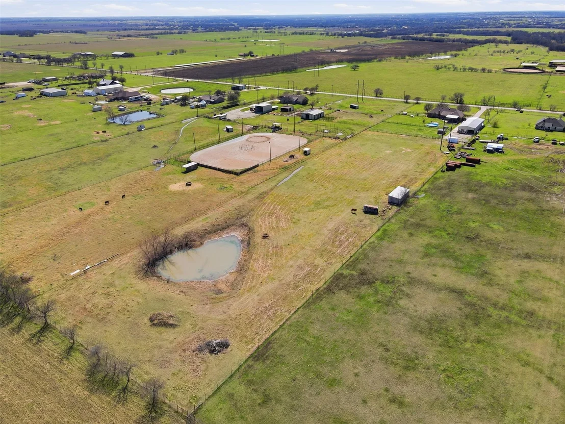 Photo of 7229 County Road 1205