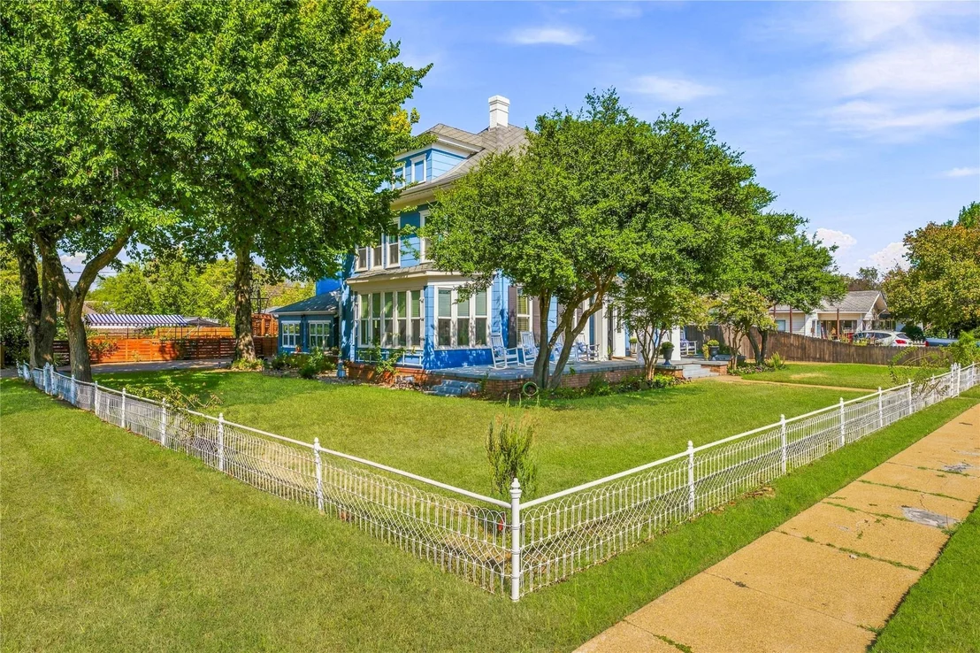 Photo of 730 Virginia Street