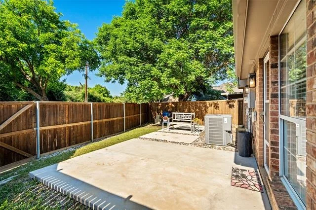 Photo of 381 Arbor Lane