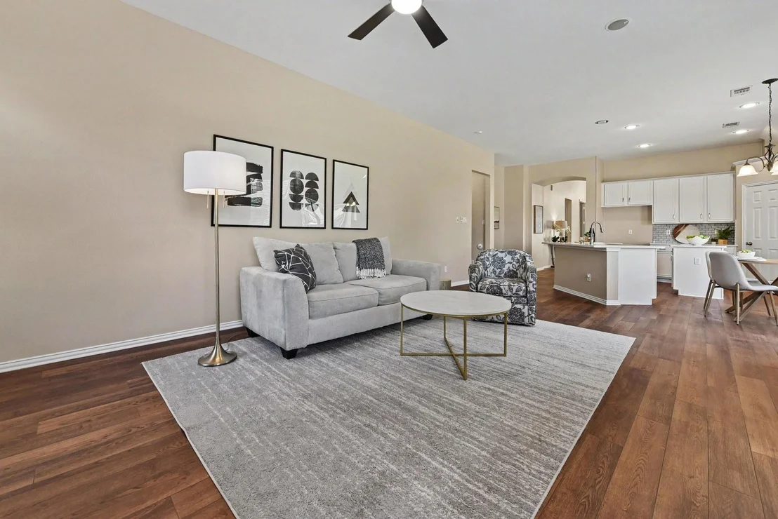 Photo of 401 Stonebridge Circle