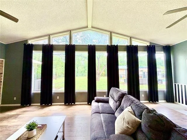 Photo of 809 S Leggett Drive