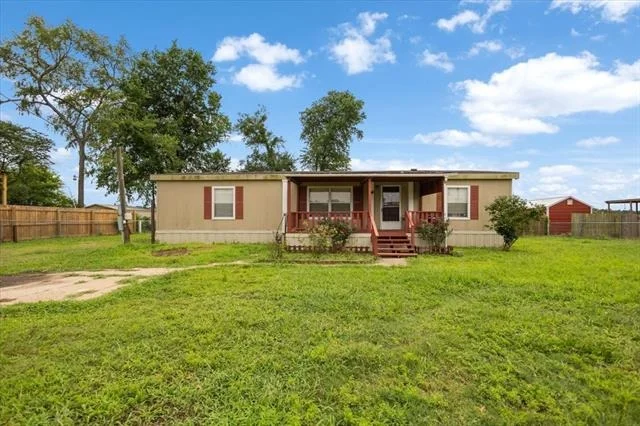 Photo of 22960 Shell Shore Drive