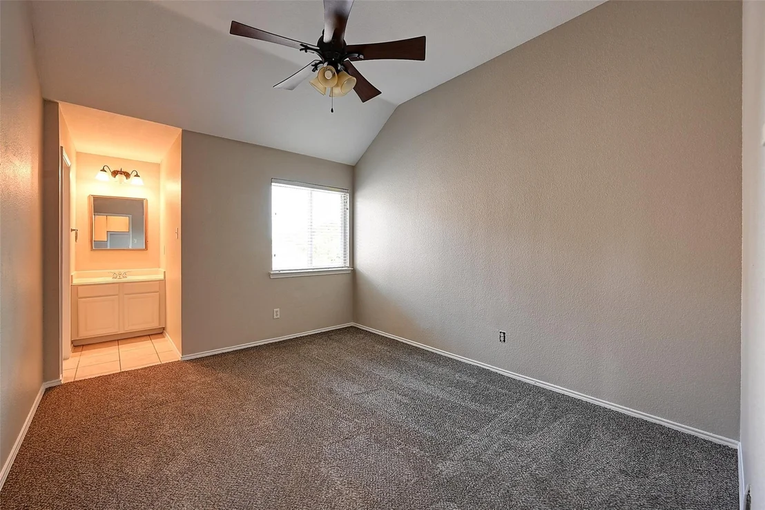 Photo of 7500 Parkgate Drive