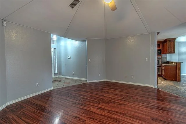Photo of 348 Craddock Drive