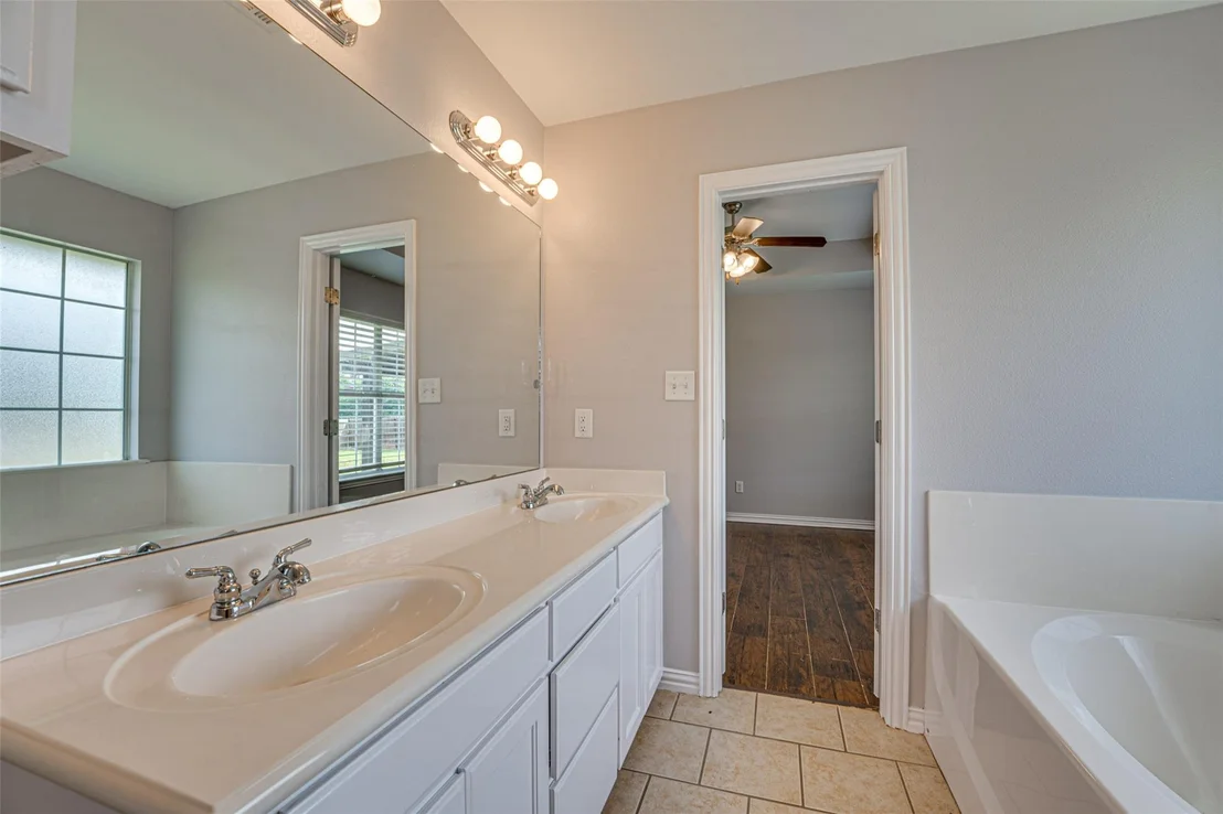 Photo of 2206 Kaitlyn Circle