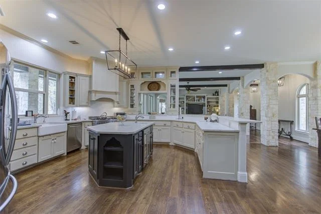 Photo of 122 Forest Creek Circle