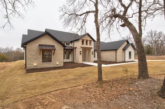 Photo of 1179 Eagles Bluff Drive