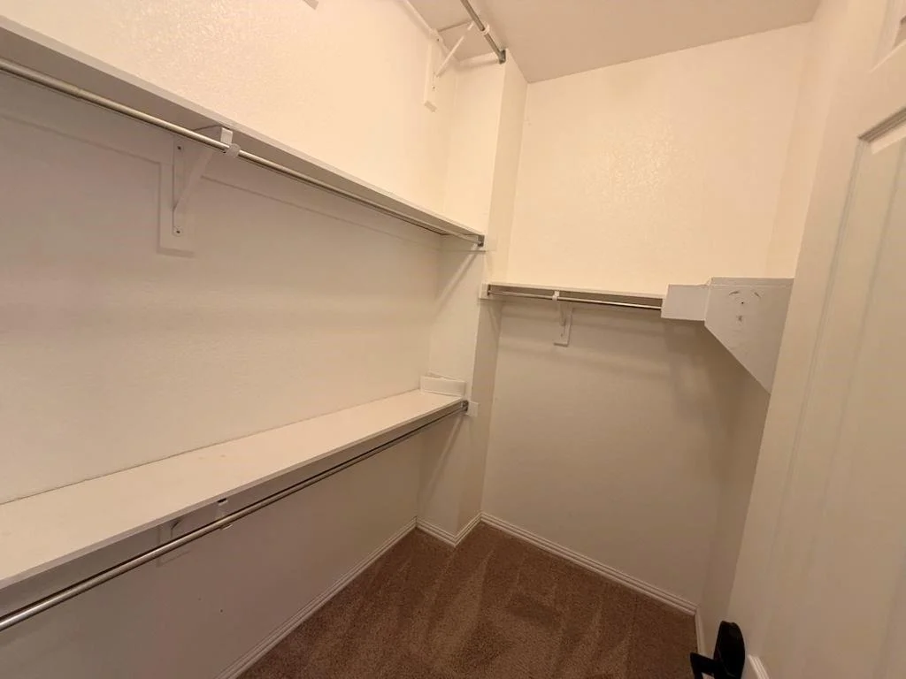 Photo of 2185 Clubview Drive