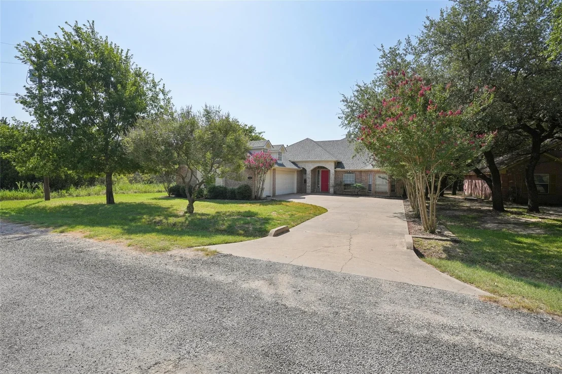 Photo of 43192 Fringewood Drive
