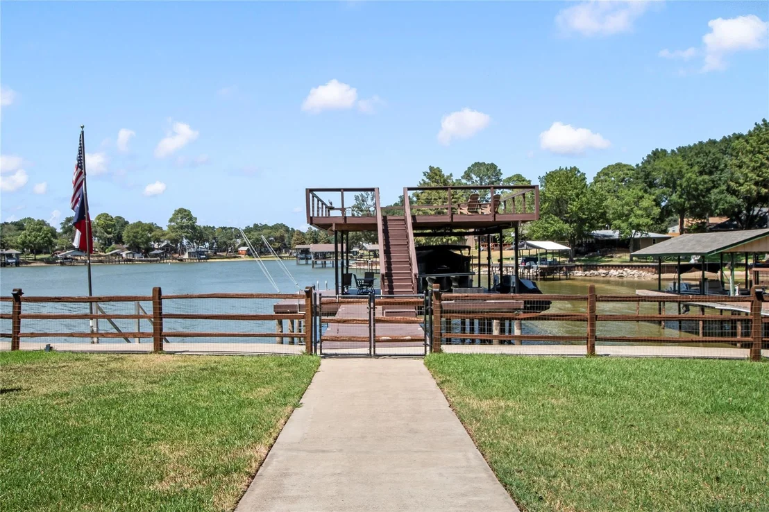 Photo of 152 Sunset Drive