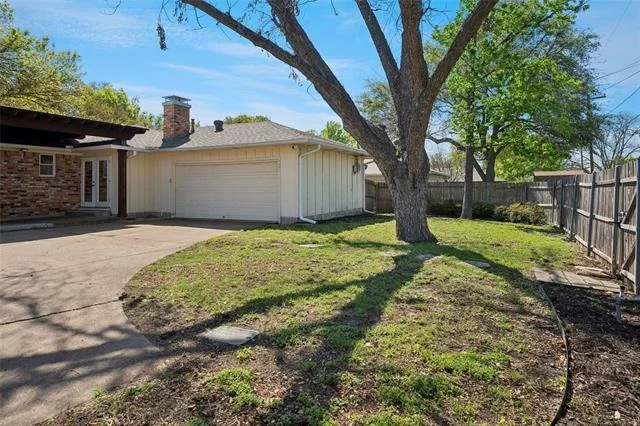 Photo of 628 Parkview Lane