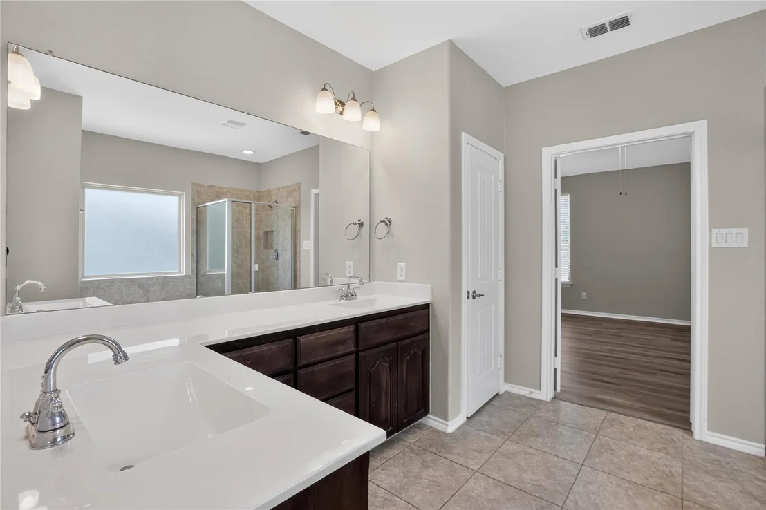 Photo of 2 Mapleridge Drive