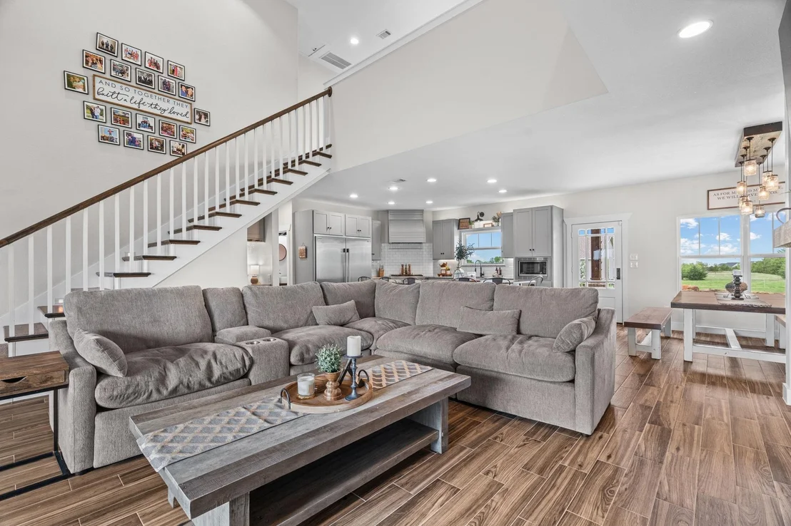 Photo of 828 Cornelius Road