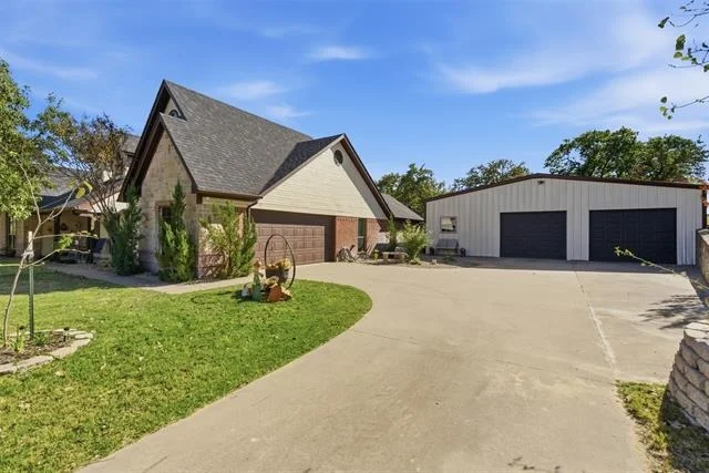 Photo of 437 Adair Lane