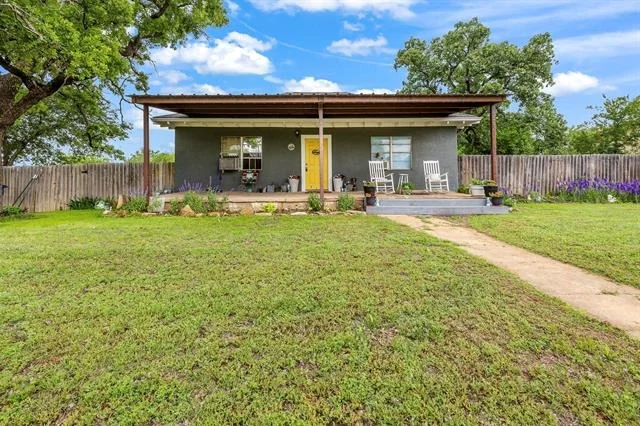 Photo of 506 W 2nd Street