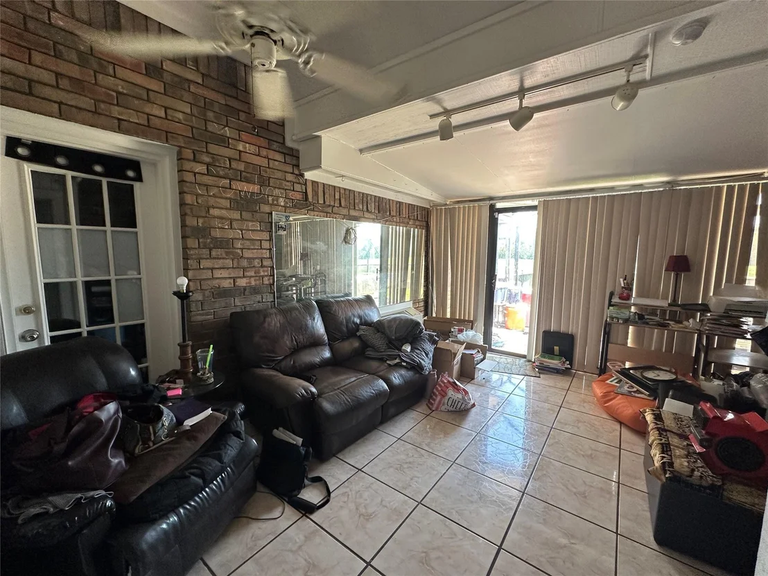 Photo of 1412 Paula Lane
