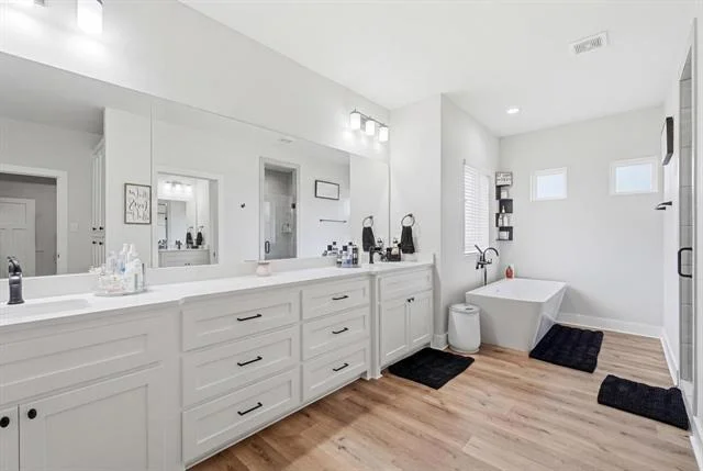 Photo of 6833 Desert Willow Trail
