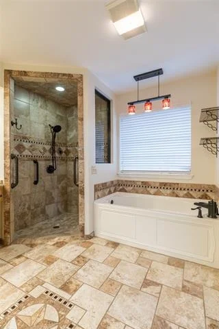 Photo of 6426 Inverrary Drive