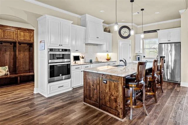 Photo of 1064 Eagles Bluff Drive