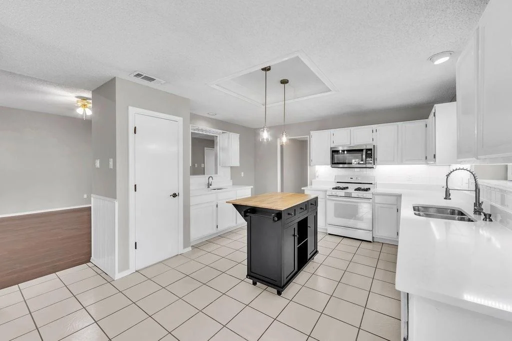Photo of 4807 Alberta Circle
