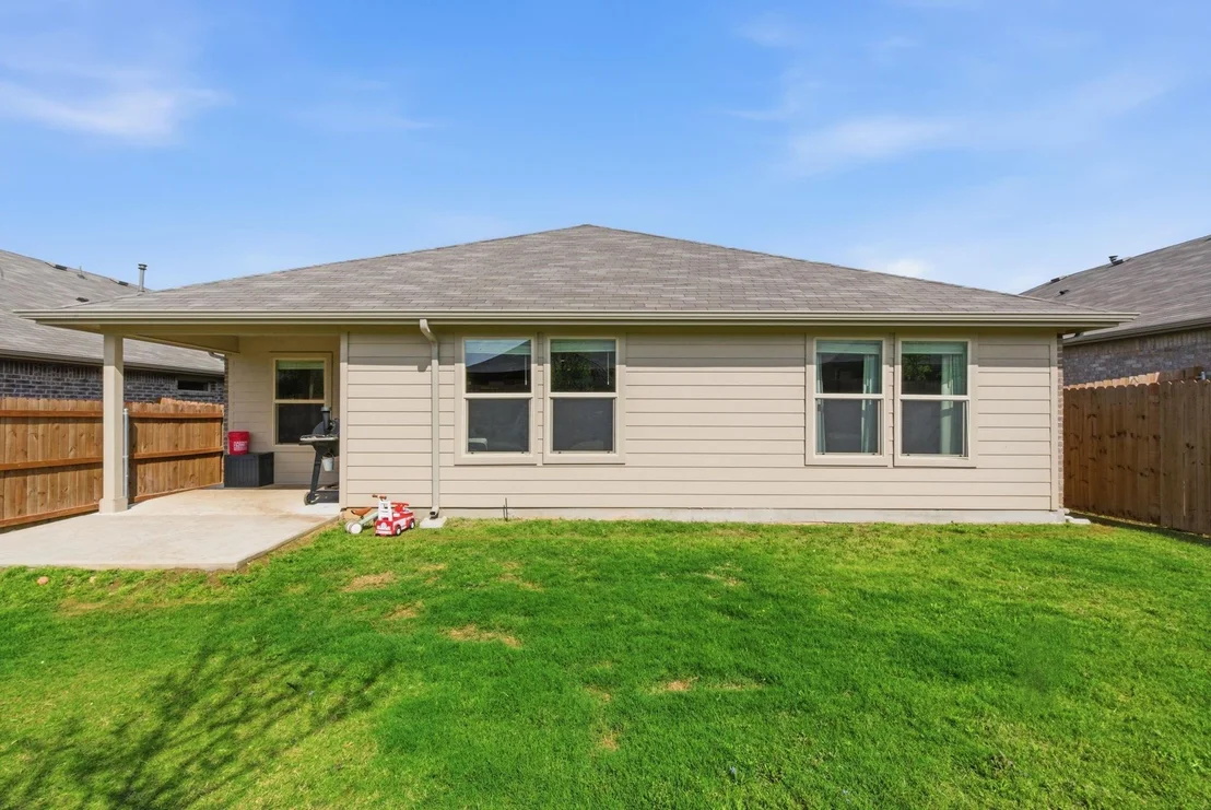 Photo of 549 Derby Lane