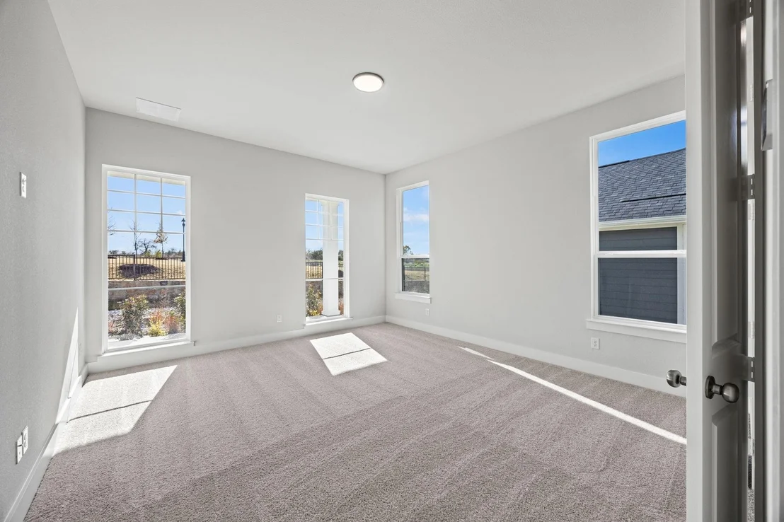 Photo of 536 Stark Mews