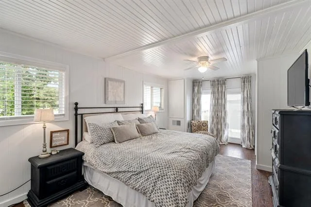 Photo of 138 Pin Oak Drive