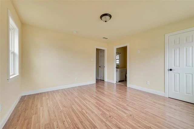 Photo of 725 Meadowlark Circle