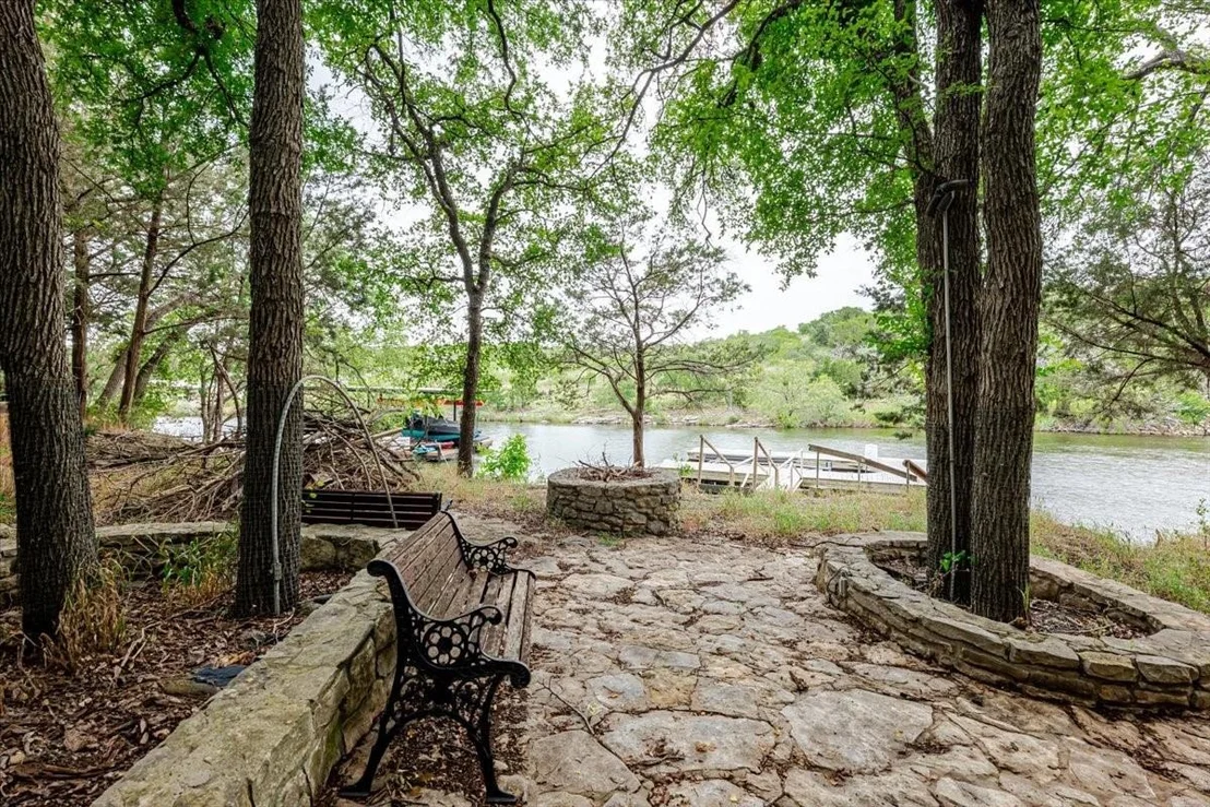 Photo of 1131 Brackeen Drive