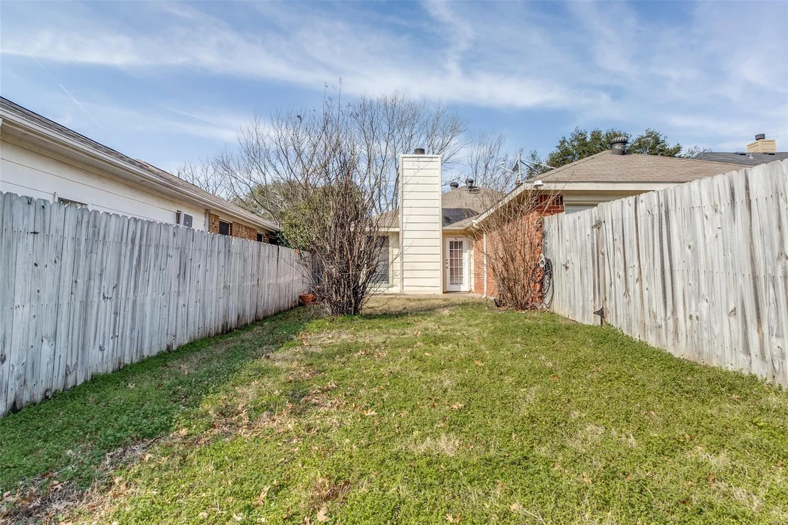Photo of 718 Indianpaint Drive
