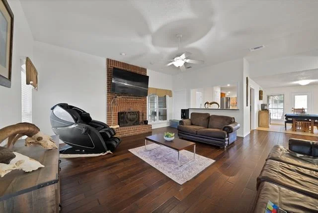 Photo of 307 Johnson Lane