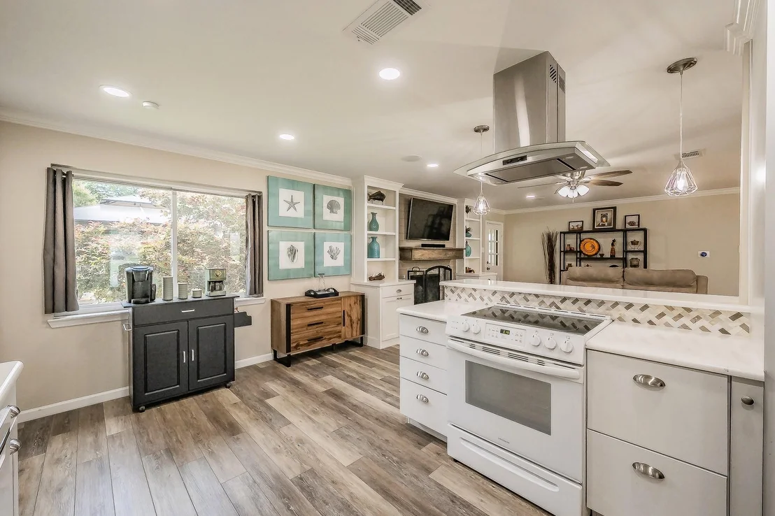 Photo of 5004 Blackstone Drive